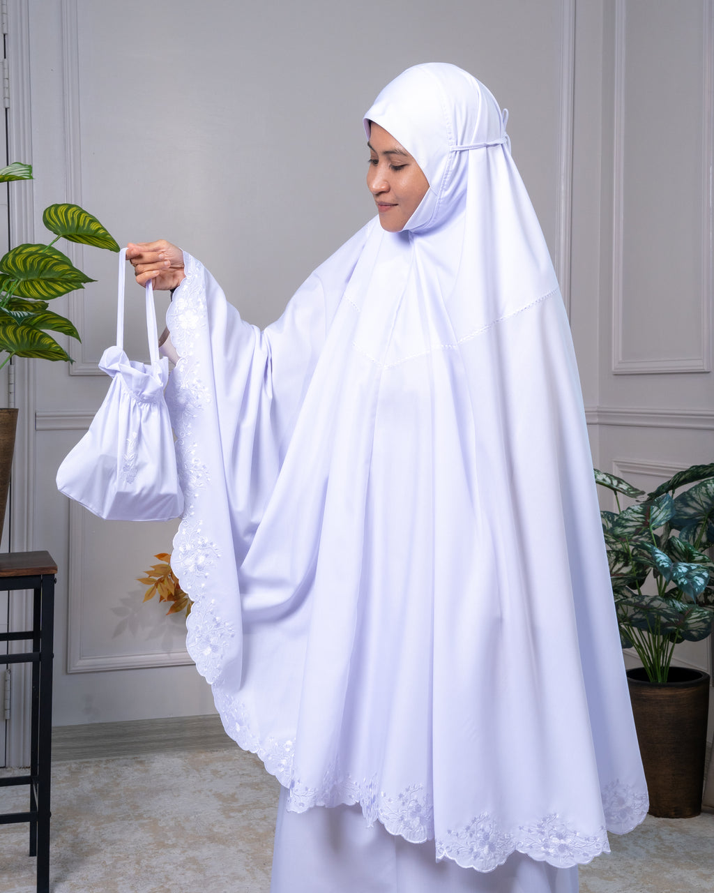 QALBI WHITE