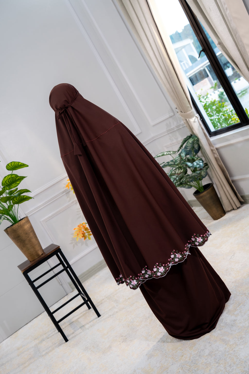 QALBI DARK BROWN